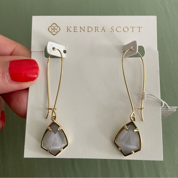 Kendra Scott Slate Cat's Eye Silver Cory Necklace & Carrine Earrings - Picture 7 of 15